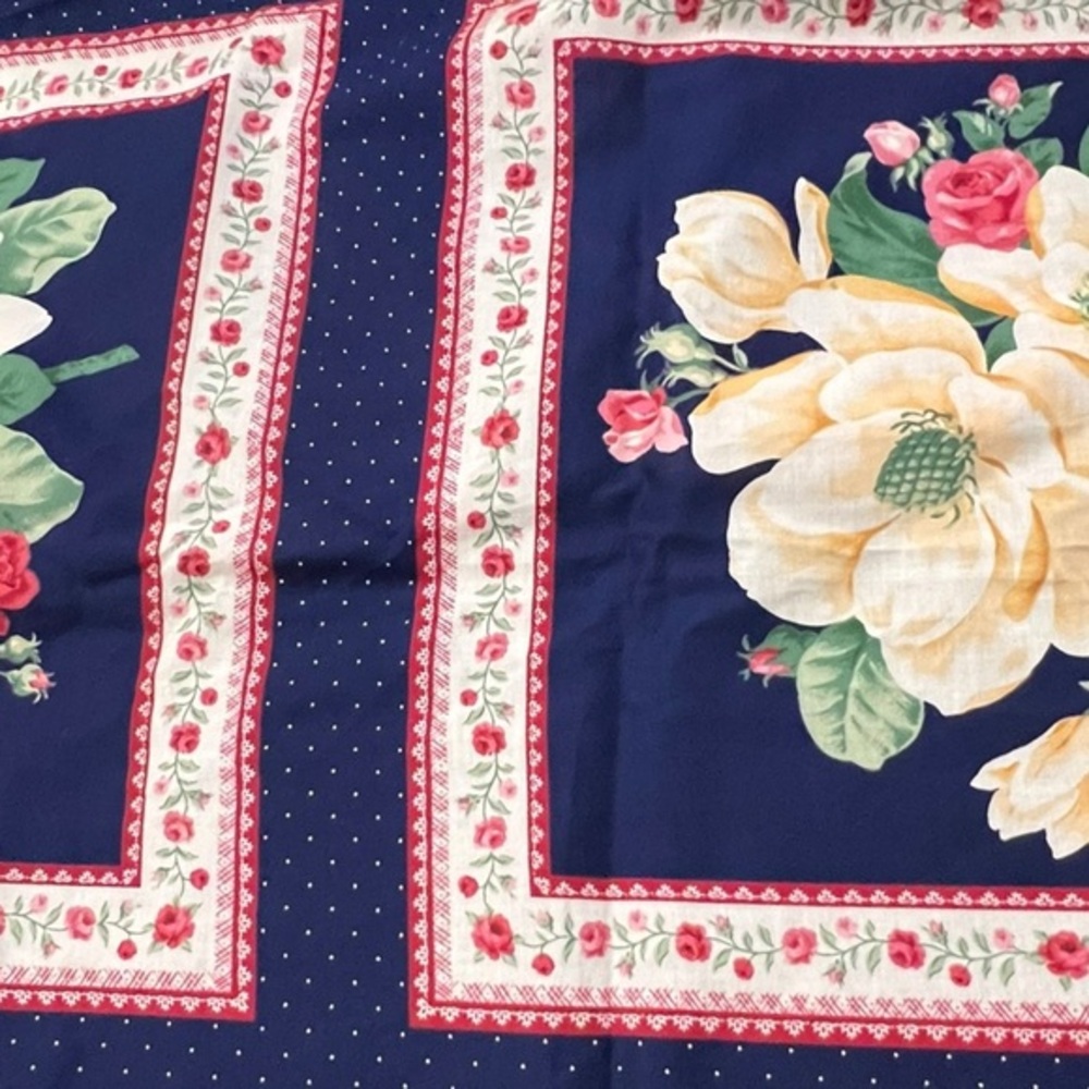 VTG Springs Industries Fabric Panel Gardenia Flowers on Blue Flower Border 44x86